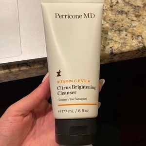 *BRAND NEW* — PERRICONE MD CITRUS BRIGHTENING CLEANSER